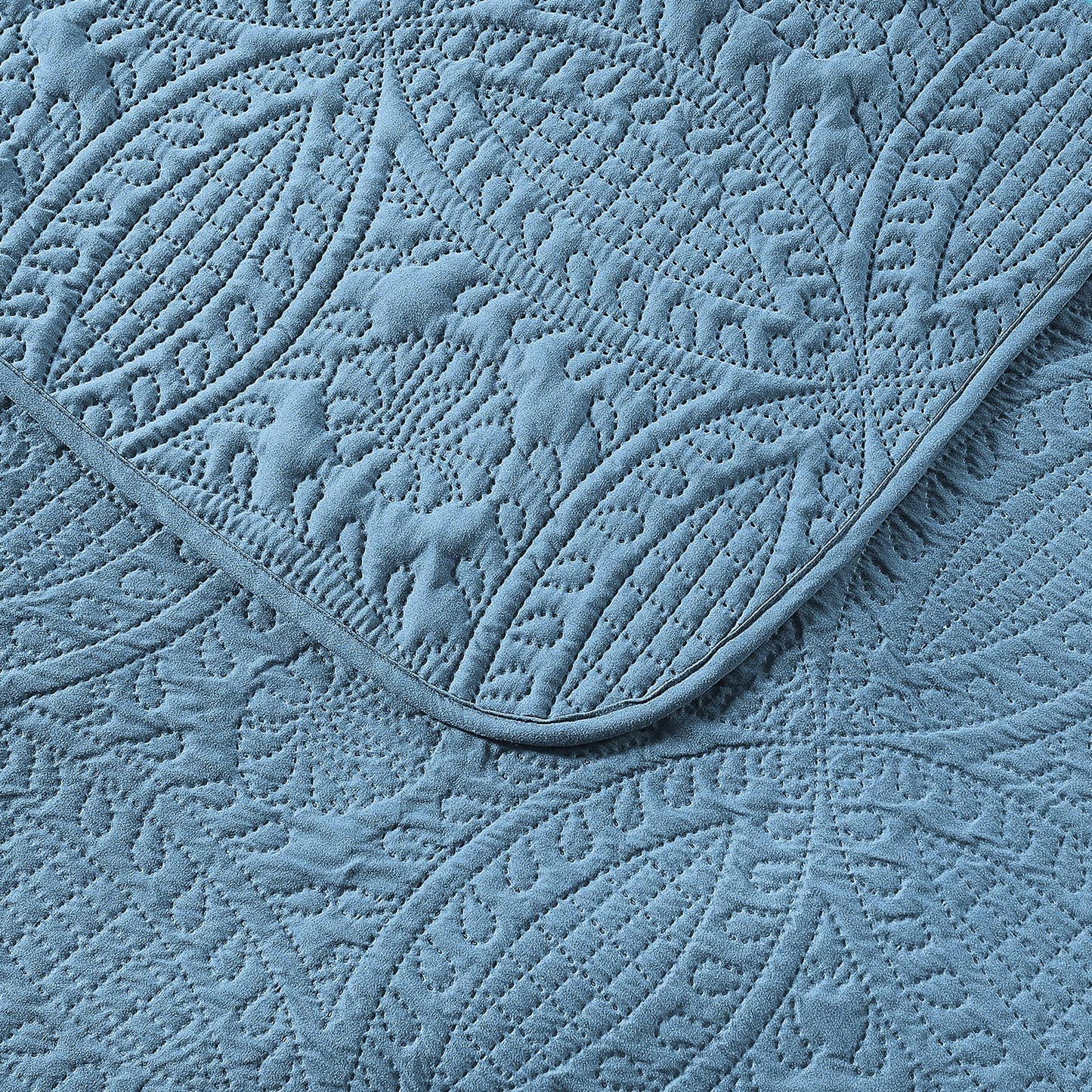 Quilt Set King/Cal King/California King Size Ash Blue - Oversized Bedspread - Soft Microfiber Lightweight Coverlet for All Season - 3 Piece Includes 1 Quilt and 2 Shams, Geometric Pattern